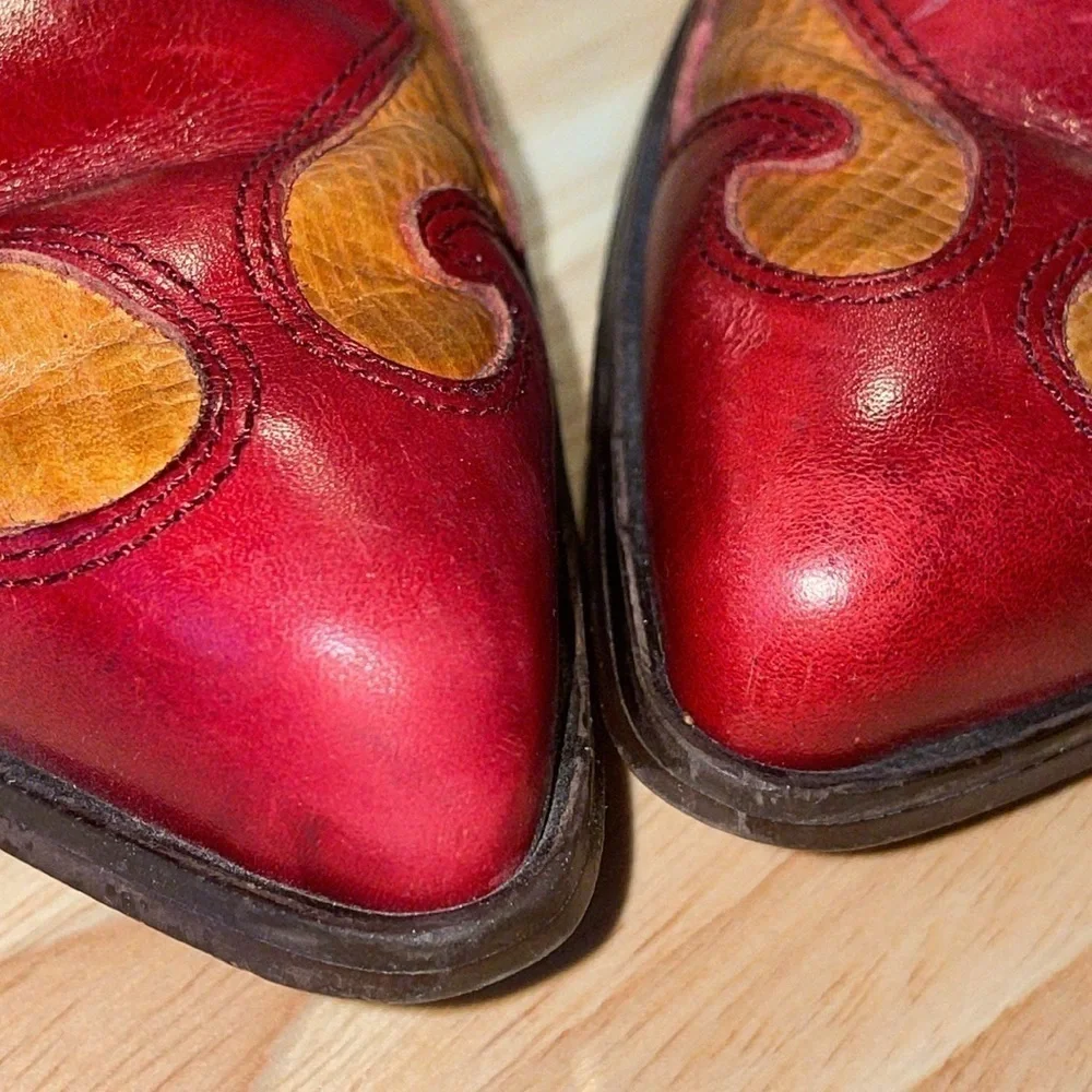 Vintage Nine West Western Leather Pull On Ankle Booties Kitten Heel Classic Boot